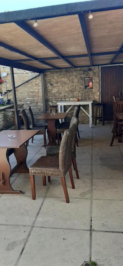 The Swan Hotel Eynsham Exterior foto