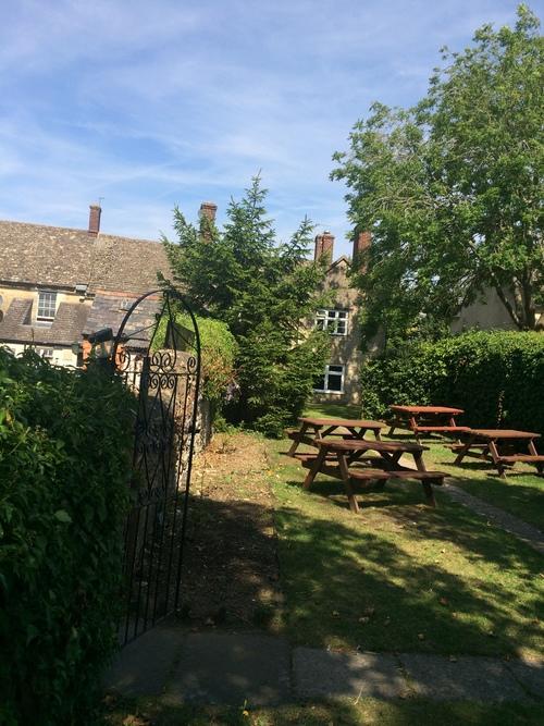 The Swan Hotel Eynsham Exterior foto